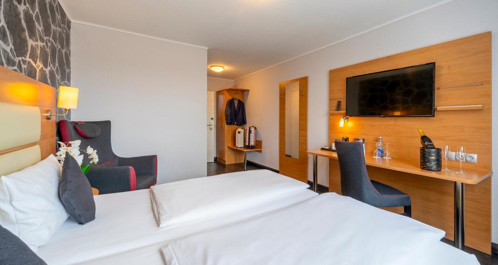 Plaza Inn Stuttgart-Filderstadt Esterno foto